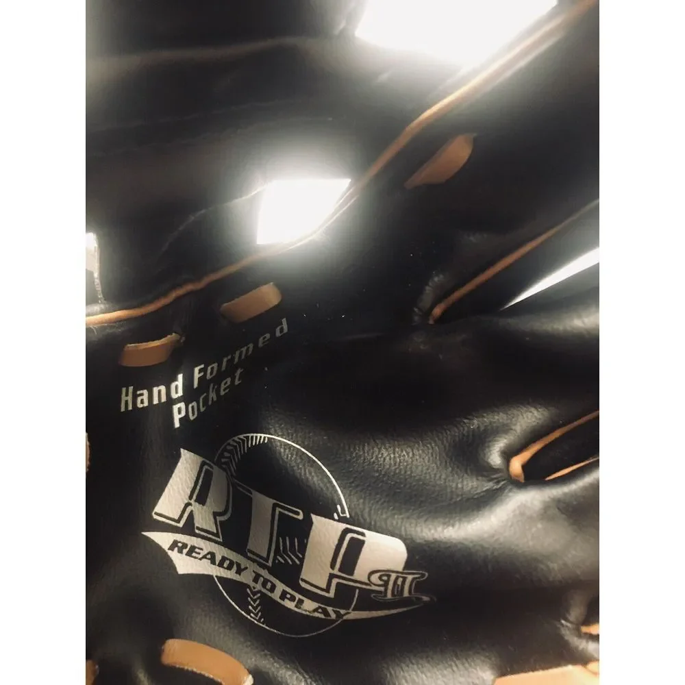 FRANKLIN‎ BASEBALL GLOVE Ready To Play Youth T-Ball 22705 8 1/2
